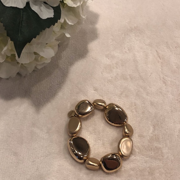 Jones New York Matte Gold Bead Statement Necklace and Matching Bracelet - Picture 7 of 8